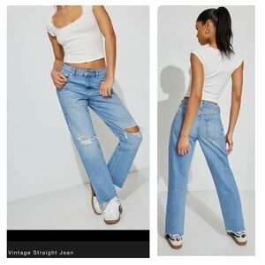 NWT Garage Women’s Vintage Straight Jeans distressed Ollie Blue Size 07 / 28 NEW